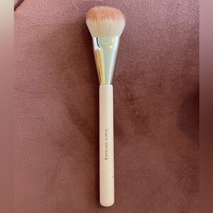 Rare Beauty Blush Brush